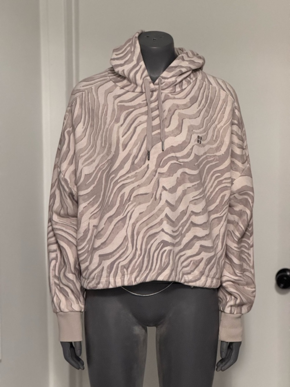 ❤️Sweaty Betty  Zebra Print Cropped Hoodie